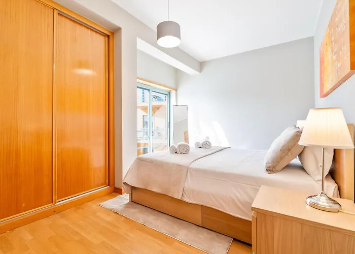 Marina 4b 1d By Rs *